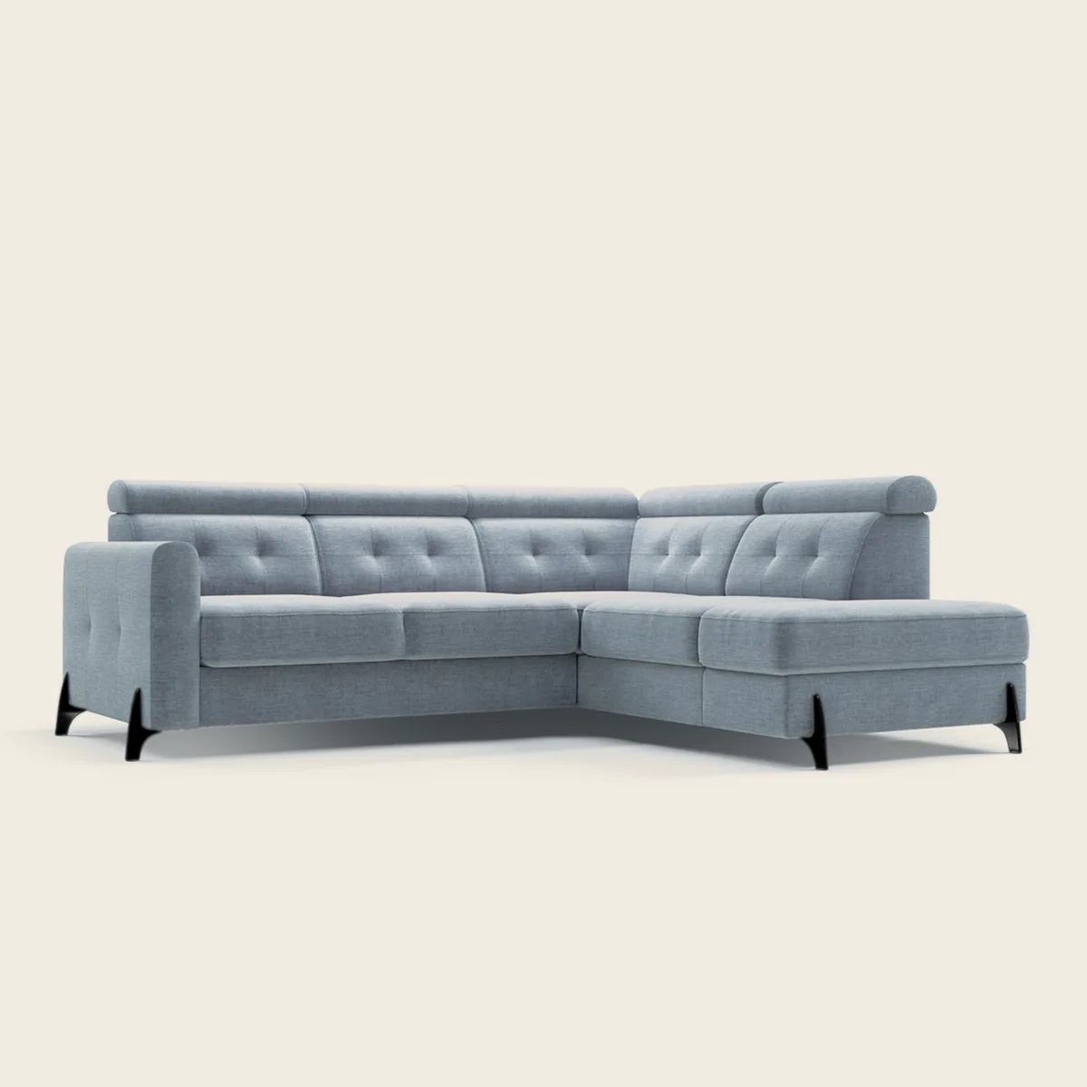 MONTE CARLO kampinė sofa šviesiame audinyje, bendras vaizdas iš priekio